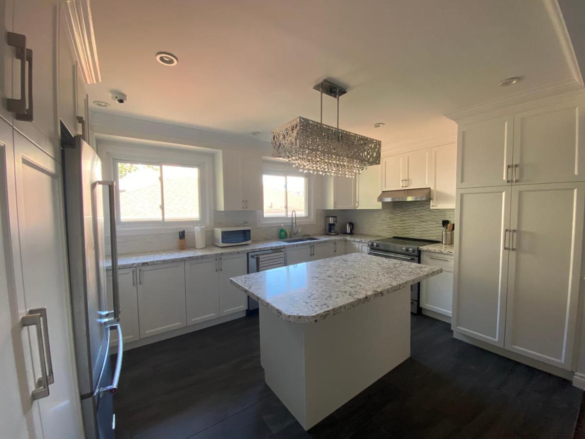 Yonge And Finch Subway !Q Spacious & Quiet Private Bdr With Shared Bathroom Toronto Extérieur photo